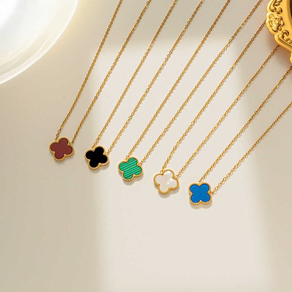 

lucky girl's fourleaf grass necklace steel 18k gold simple pendant light luxury small net red collar chain, Silver