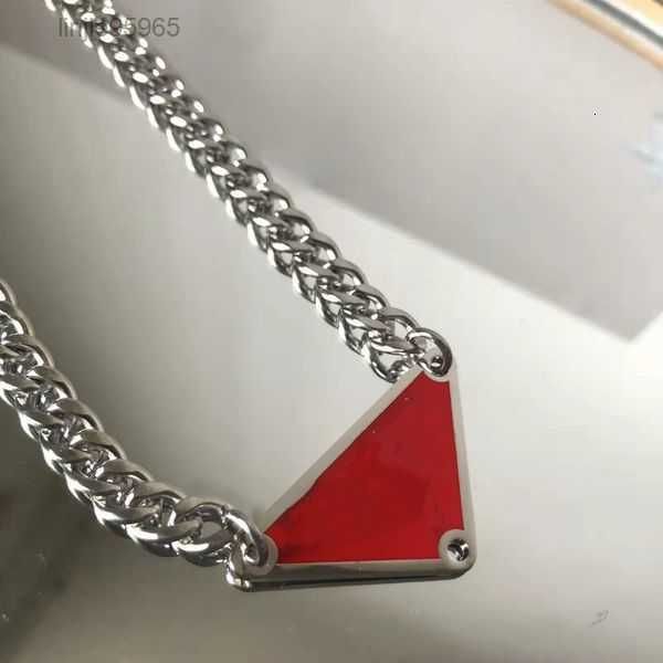 

luxury pendant necklaces fashion for man woman inverted triangle letter designers jewelry trendy personality clavicle chain 11111111, Silver