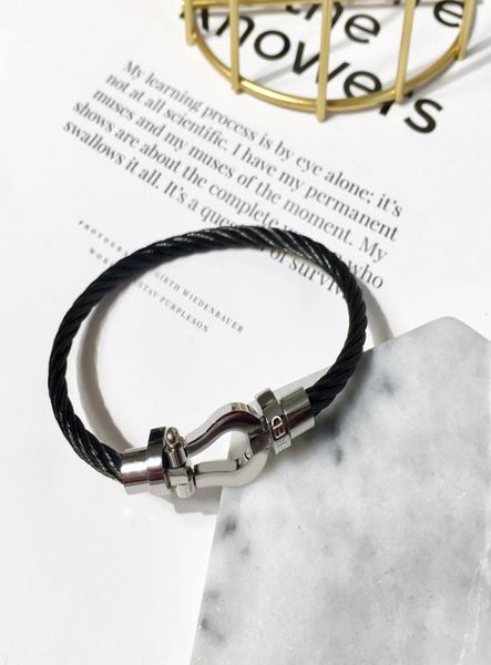 

horseshoe bracelet magnet clasp steel bracelet titanium steel stainless minimalist style fashion luxury designer jewelry for women8273977, Golden;silver