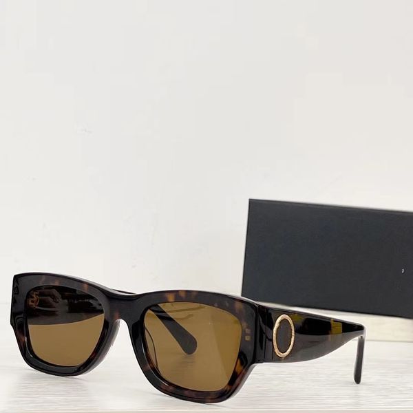 

2023 luxury sunglasses 5507 women classic frame men casual glasses uv400 protective belt high end random glasses case size:54-20-145, White;black