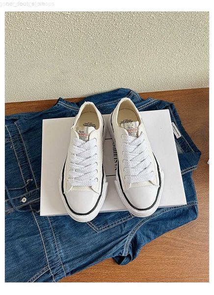 

maison mihara yasuhiro low cut men's and women's versatile dissolved shoes summer new mmy white canvas shoes, Black
