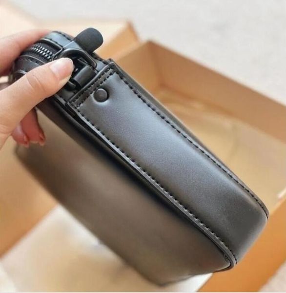

2024 messenger bag men's messenger bag 2 piece set luxury designer business shoulder bag size 25 18 7cm