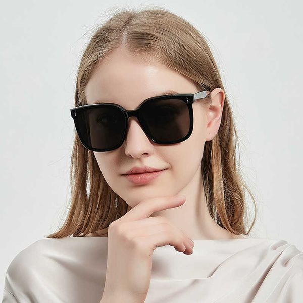 

2022 new black round square face fashion plate gm personalized sunglasses uv protection 8009, White;black