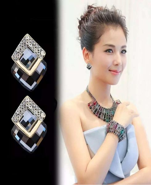 

south korea s925 silver needle female temperament not easily allergic earrings simple personality net red man made crystal earring6013996