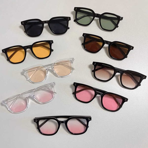 

fashion gentle monster sunglasses gm gradient tea powder blusher glasses black frame new sunglasses women's fashion men's sun prot, White;black