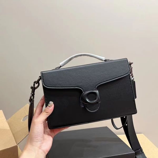 

designer messenger bag womens luxurys coac tabby box fashion shopping corssbody shoulder hand carry lady wallet purse designers grace clutch