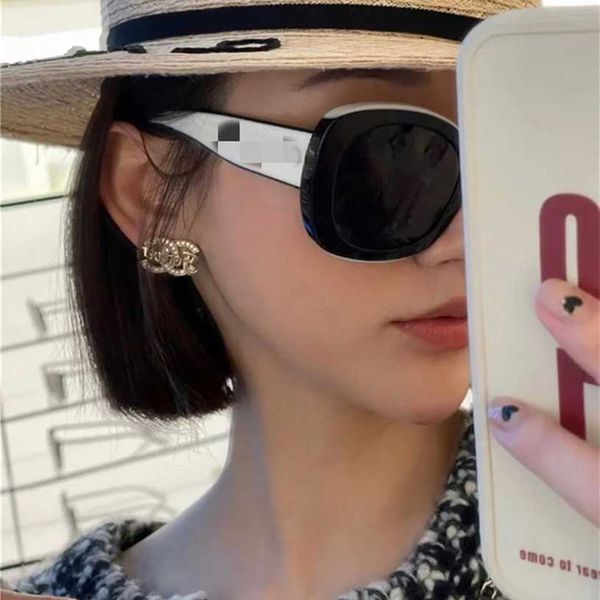 

2023 new xiaoxiangjia ch9091 hepburn style sunglasses for women with white oval letters sunglasses, White;black