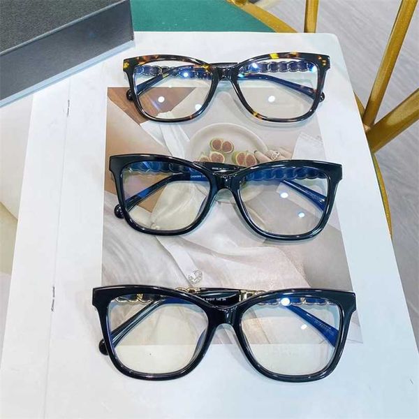 

sunglasses 2023 new small fragrance eyeglass network red same style leather chain flat light myopia plate black glasses frame female ch3429, White;black