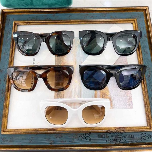 

2023 family's new style box female star fashion sunglasses gg0382, White;black