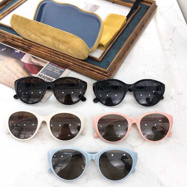 

2023 new family round trend men's and women's fashion network red sunglasses g0814sk, White;black