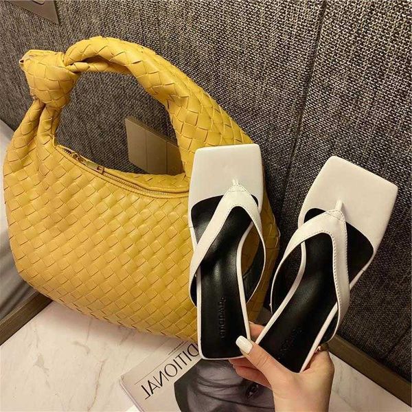 

2022 summer new network red pinch toe square head high slim medium heel women's sandal slippers
