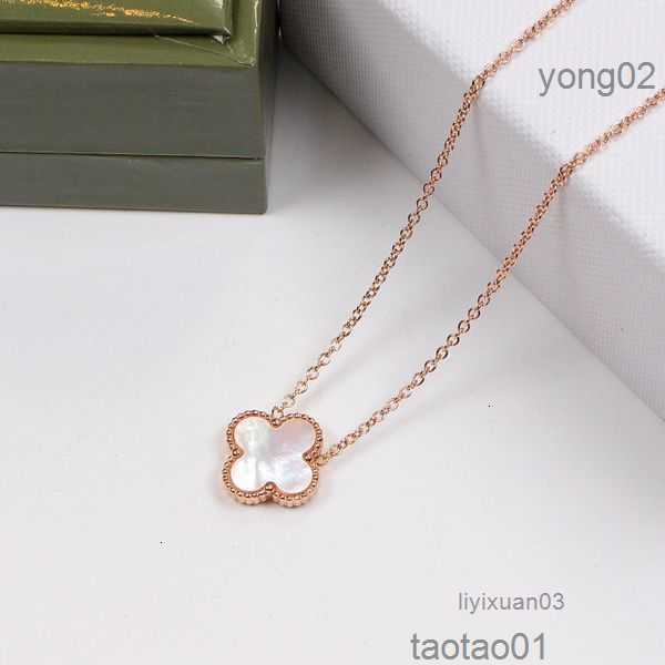 

pendant necklaces womens designer four-leaf clover single flower fashion steel 18k rose gold jewelry 10 n0zilbpd, Silver