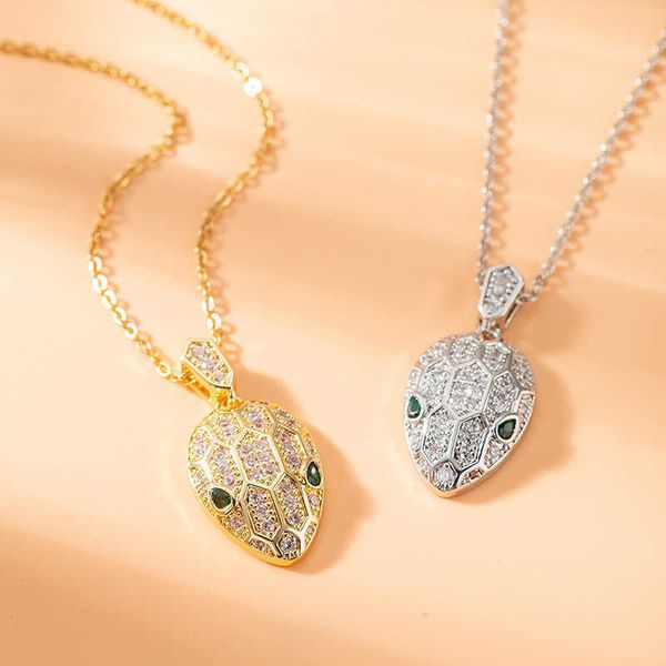 

fashionable and personalized 18k true gold electroplated micro set copper zircon snake pendant necklace for women, Silver