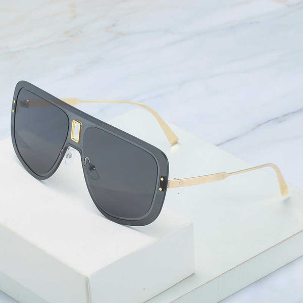 

designer sunglasses for men and women fashion new luxury brand uv protection sunglasses personality one big frame glasses show one piece met, White;black