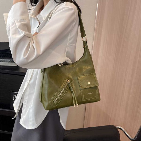 

large capacity portable bag for women new spring/summer fashion niche design shoulder bag versatile commuting tote bag