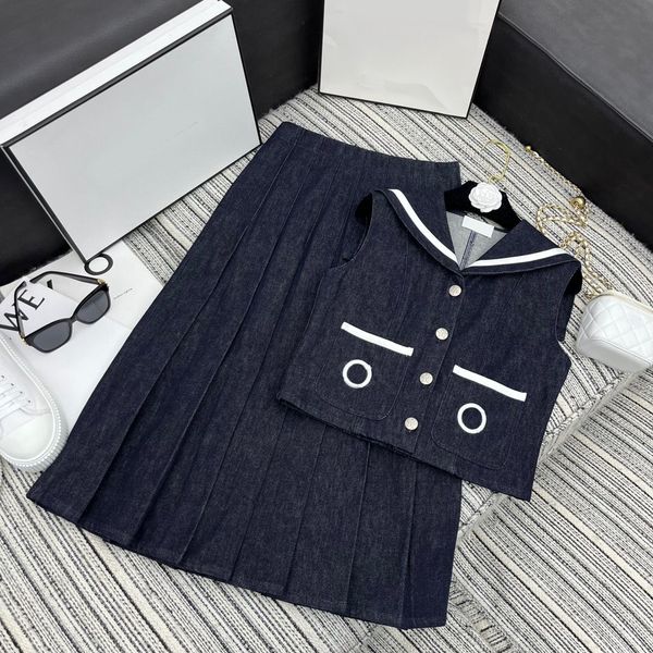 

2023 luxury designer two piece denim embroid dress fashion summer sleeveless single breasted lady and elegant a-line long skirts set, White