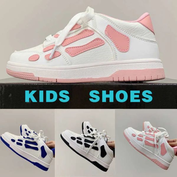 

2023 designer sneaker kids shoes boys girls youth casual low shoe children toddler infants leather bones applique upper eva footbed sport eu, Black