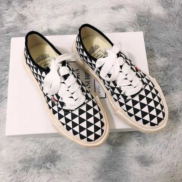 

maison mihara yasuhiro japanese lace up men's canvas shoes mmy dissolved shoe grid children's casual wash thick sole shoes, Black