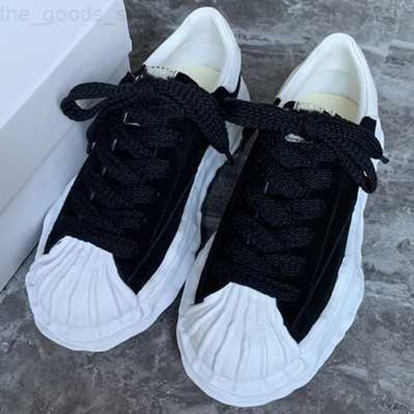 

maison mihara yasuhiro mmy dissolved shoes men's and women's flat sole board shoes sports shell head thick sole canvas shoes, Black