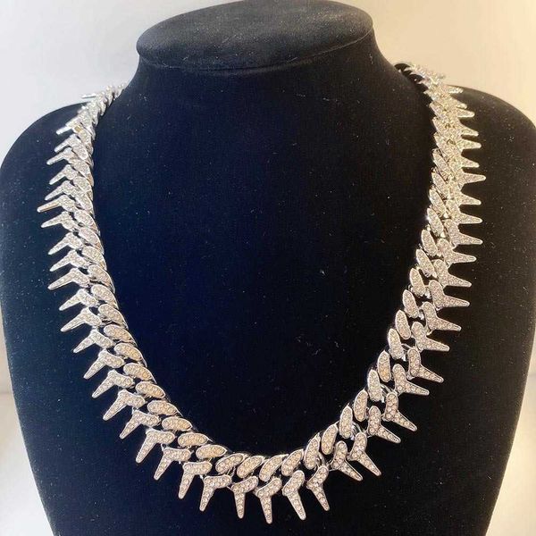 

hip hop exaggerated full diamond geometric necklace domineering with thorn cuba chain trendy men's jewelry 230628, Silver