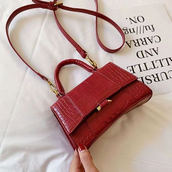 

2023 B crocodile pattern High-end commodity price crocodile leather classic hourglass genuine leather handbag European and American fashion shoulder messenger