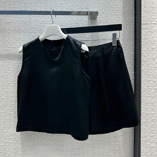 

black summer luxury leisure women suit exquisite two piece shorts female fashion sleeveless concise style vintage classic, White