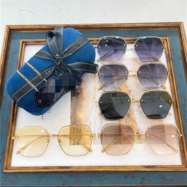

sunglasses 2023 new new family metal 1089s are popular on the internet. the same personalized fashion light luxury style men's and wome, White;black