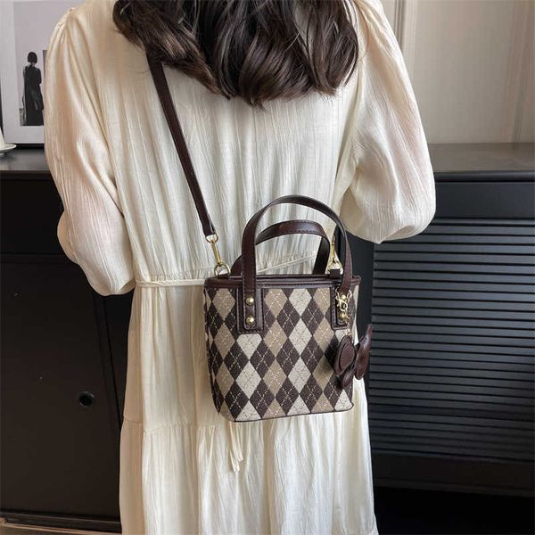 

small design bag new women's bag popular texture crossbody bag handheld tote bag