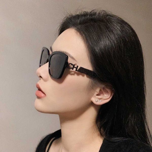 

fashion ch sunglasses new ch5422 cut-out letter inlaid diamond generous frame cat's eye lady with original box correct version high qua, White;black