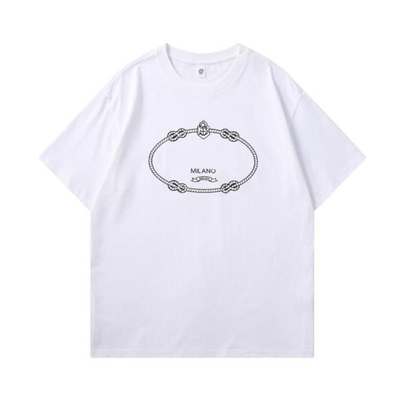 

printed short-sleeved t-shirt, a full set of customized original accessories, tags, washing water, main wheat, small pins, all arranged in p, White;black