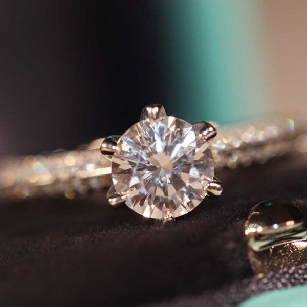 

original new new 100th anniversary ring v gold bag 18k 1 claw wedding, Silver