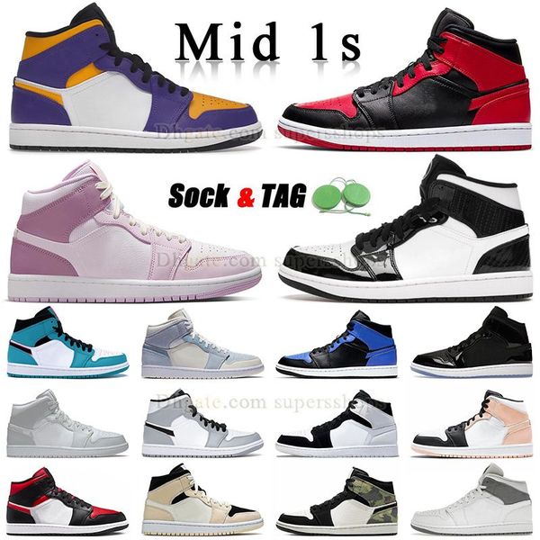 

original jumpman 1 mid basketball shoes carbon fiber lakers banned outdoor trainers 1s valentine's day 2023 space jam diamond taxi whol