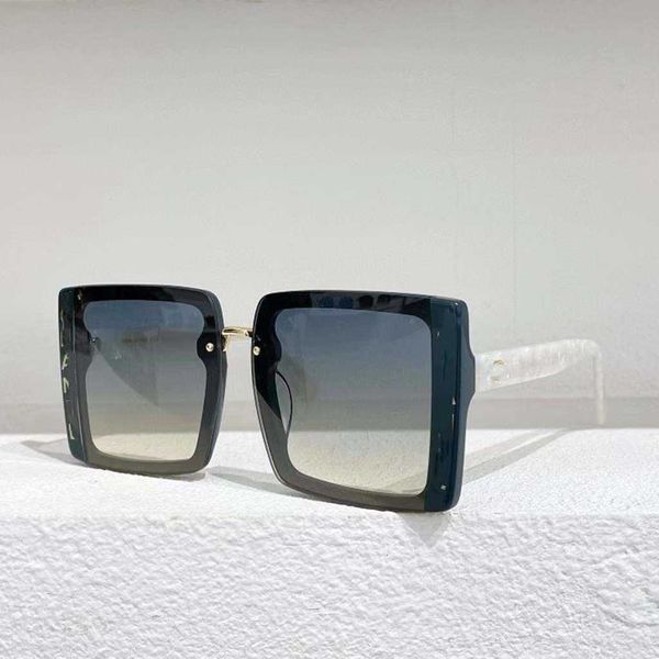 

xiao xiang family sunglasses xiaoxiangjia's new tiktok online red same box letter large sunglasses women's versatile trendy 7056 1, White;black