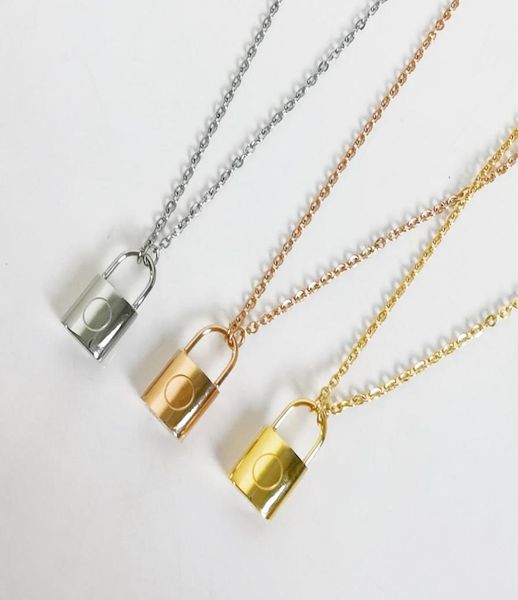 

luxury designer jewelry women pendant necklace earrings bracelet lock jewelry suit rose gold silver fashion new style holiday gift3245680