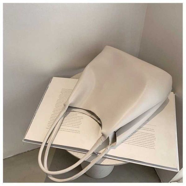 

women's bag crowd autumn new round shoulder bucket bag large capacity book bun mother tote one shoulder handbag