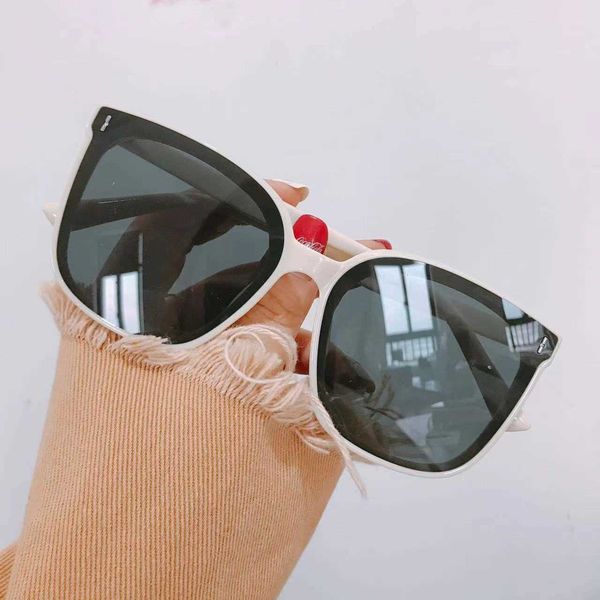 

designer sunglasses fashion luxury brand 2023 new g women's high-quality metal hinge meter nail anti ultraviolet tiktok damp uv resista, White;black