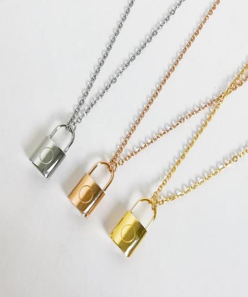 

luxury designer jewelry women pendant necklace earrings bracelet lock jewelry suit rose gold silver fashion new style holiday gift5604501