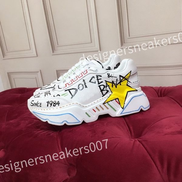 

2023 new luxury designer sneakers plate-forme shoes pop color matching running shoes thick sole trend light fashion cool casual lace-up dad, Black