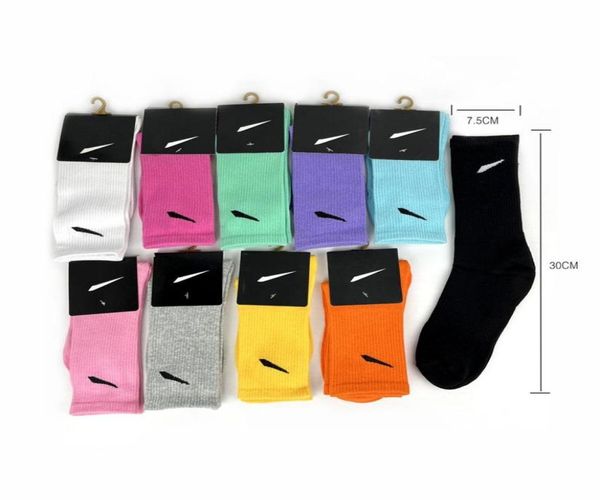 

10 color fashion brand men039s cotton socks new style black leisure men women socks soft breathable summer winter for male sock2164593