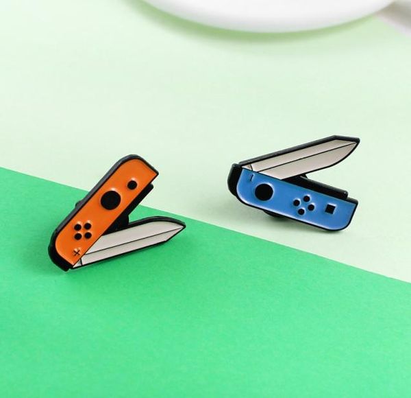 

new creative cartoon portable knife game handle personalized pin badge brooch2478225, Gray