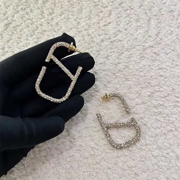 

vintage diamond earring for women designer earrings v wedding unique letters shape classic engagement plated gold earring cjeweler luxury zb, Golden;silver