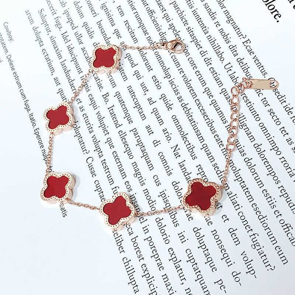 

2023 clover bracelet net red 18k rose gold fritillaria four leaf clover bracelet female non fading ins light luxury niche design color gold, Golden;silver
