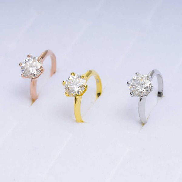 

designer new classic six claw tiffay round eight heart arrow 2-claw women's diamond ring inlaid with moissanite naked, Silver