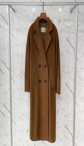 

tobacco madame 101801 icon wool coat kimono sleeves elegant doublebreasted fastening soft beaver wool and cashmere fabric distinc1078294, Black