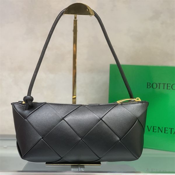 

new light luxury arco small and popular one shoulder crossbody bag for women designer commuter gift box square bag chain bag advanced sense