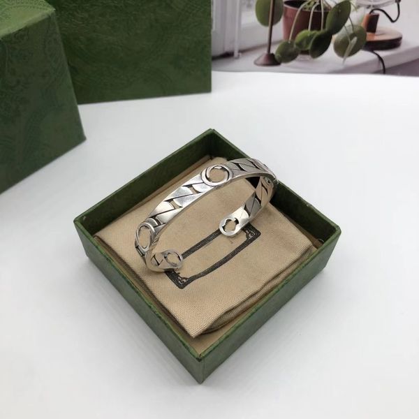 

fashion style bracelets women bangle wristband cuff chain designer letter jewelry 18k gold plated stainless steel wedding lovers gift bracel, Black