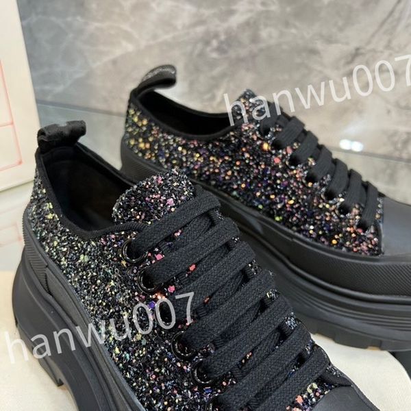 

2023 new casual men women designer sneakers vintage shoe fashion designers chaussures ladies reflective trim sneaker xsd230416, Black
