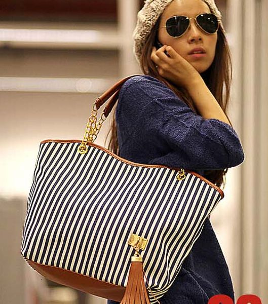 

evening bags fashion hit the color black and white handbag large bag summer mobile diagonal packet 230711