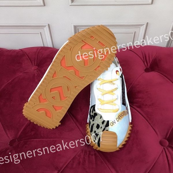 

2023 new r brand casual shoes classic dad shoe fashion atmosphere outdoor street pure black non-slip women's sneakers hc210813