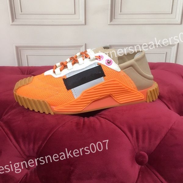 

2023 designer brand casual shoes classic dad shoes fashion atmosphere outdoor street pure black non-slip women's sneakers hc210813
